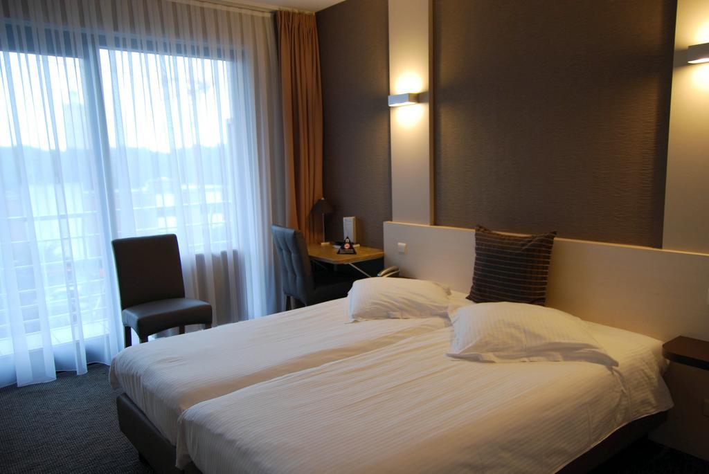 Hotel Melinda Oostende Rum bild
